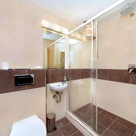 Erika Hotel 3*