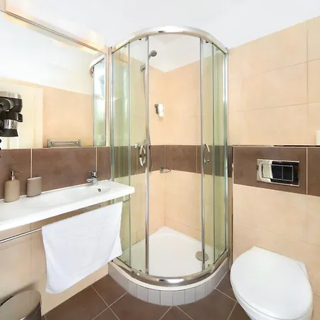 Erika Hotel 3*